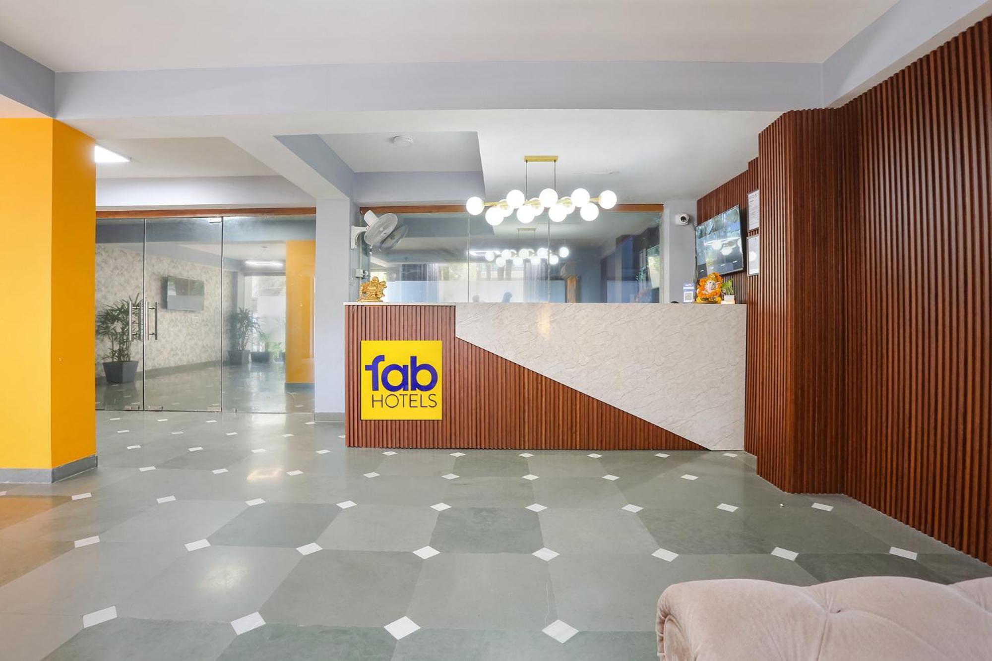 Fabhotel New Journey Hospitality Gurgaon Exterior foto